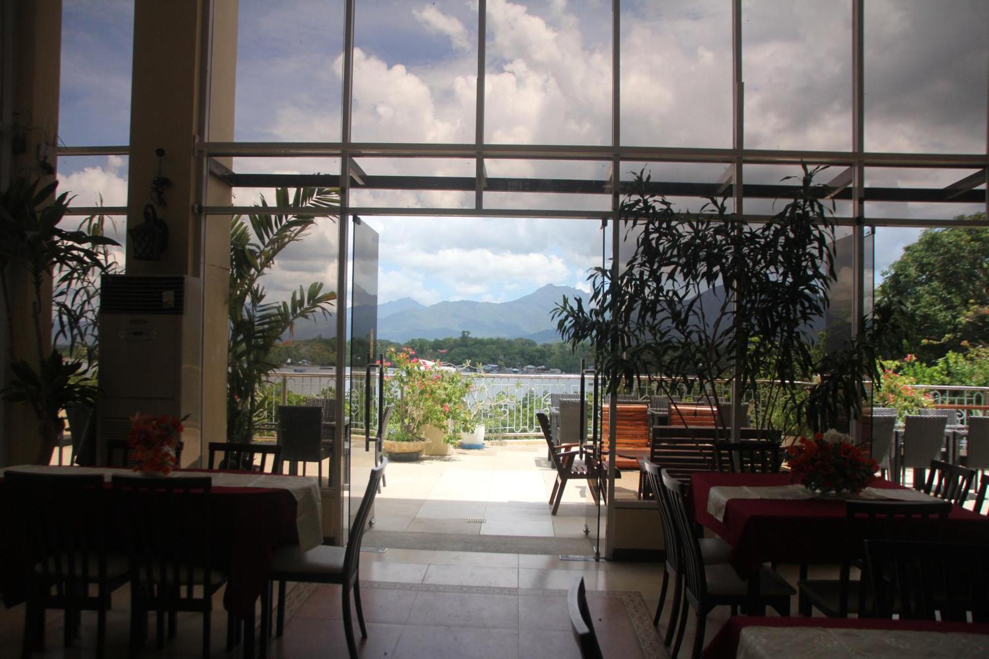 Hotel Palacio Puerto Princesa Exterior photo